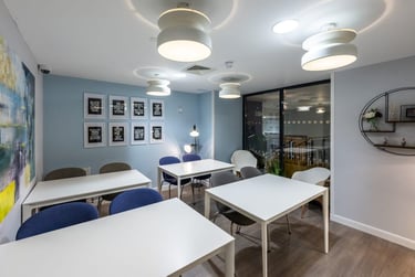 1 bed flat, Haddington Place, Abbeyhill, Edinburgh, EH74AG - Image 7